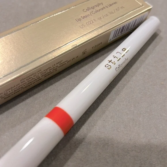 Stilla Calligraphy Lip Stain - Ruth - Picture 11 of 12